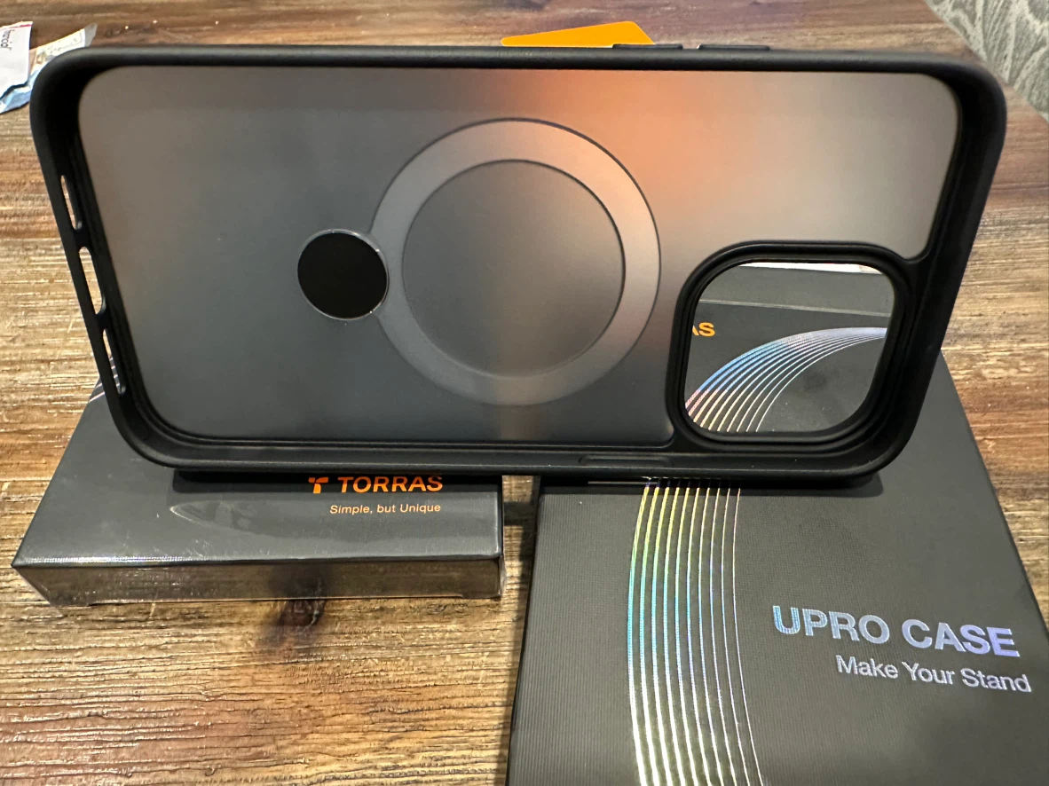 TORRAS UPRO iPhone 14 Pro Max Case + 2 Screen Protectors - photo 4