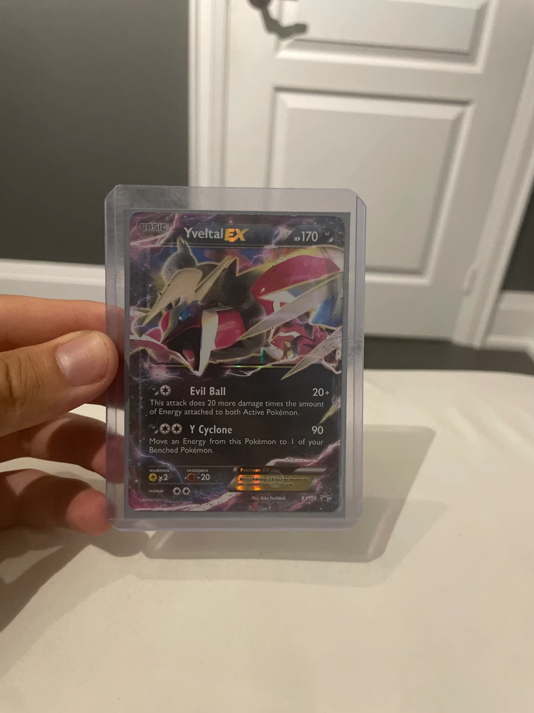 Pokemon Yveltal EX Trading Card