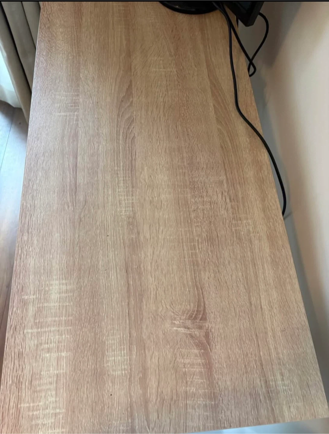 Modern Computer Desk with Storage – Great Condition - photo 4
