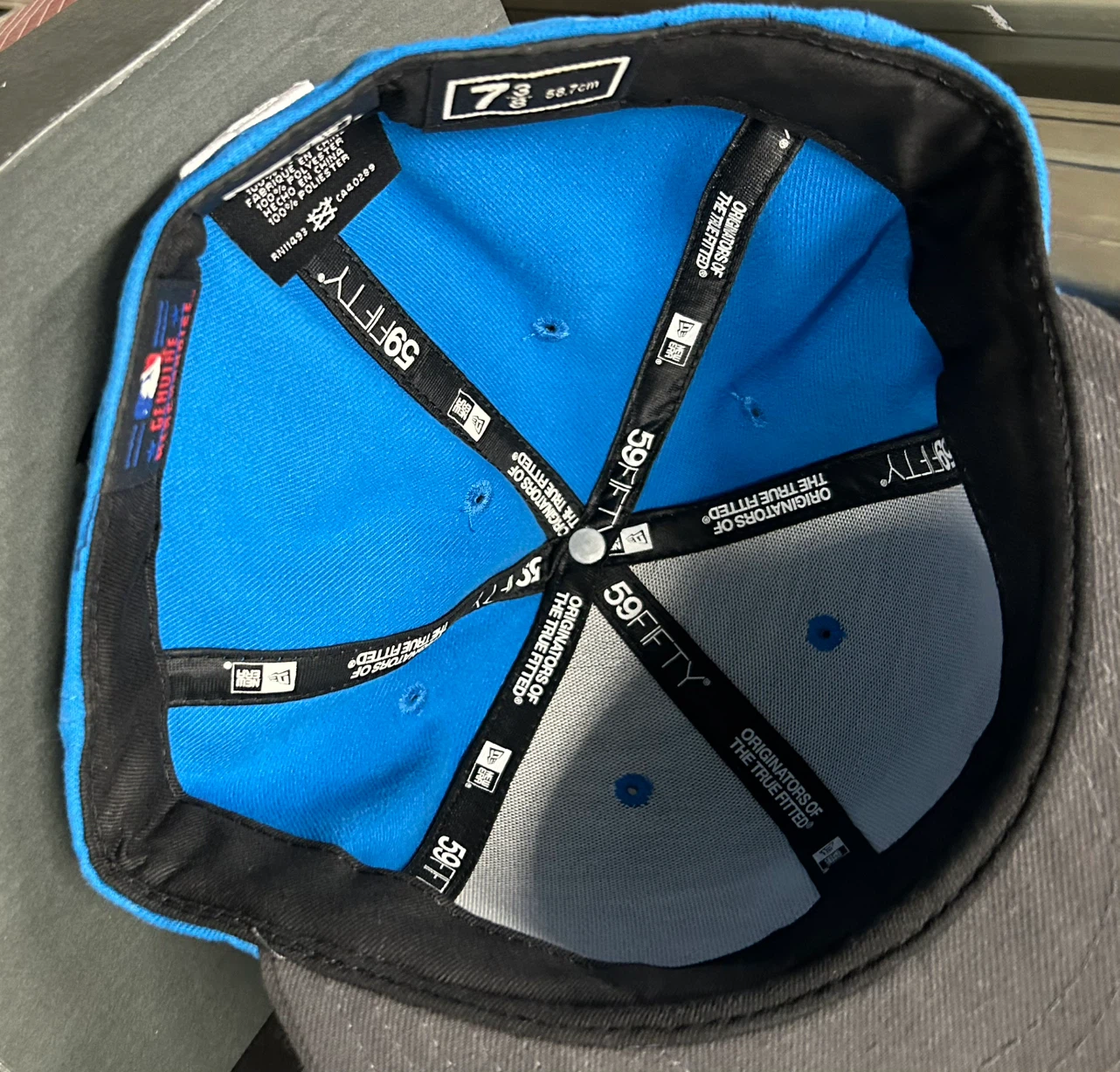 New Era Toronto Blue Jays 59FIFTY Cap - Size 7 3/8 - photo 4