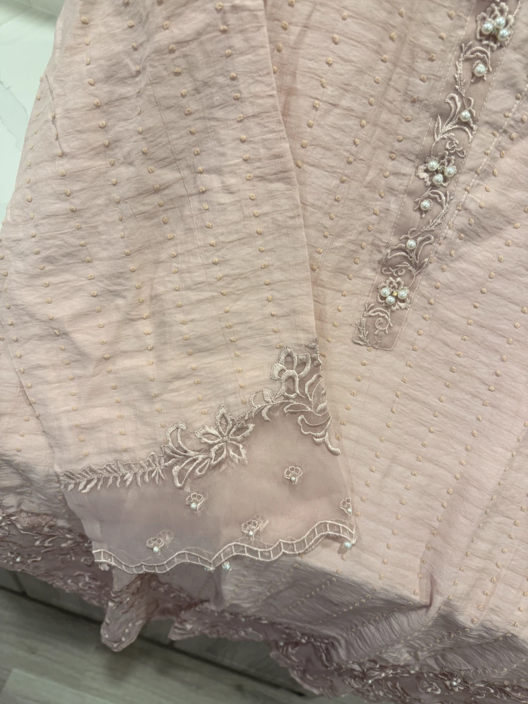Armas Pink Embroidered Kurta Set - photo 2