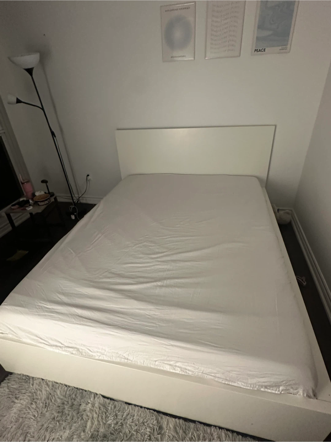 Bed and Mattress - photo 2