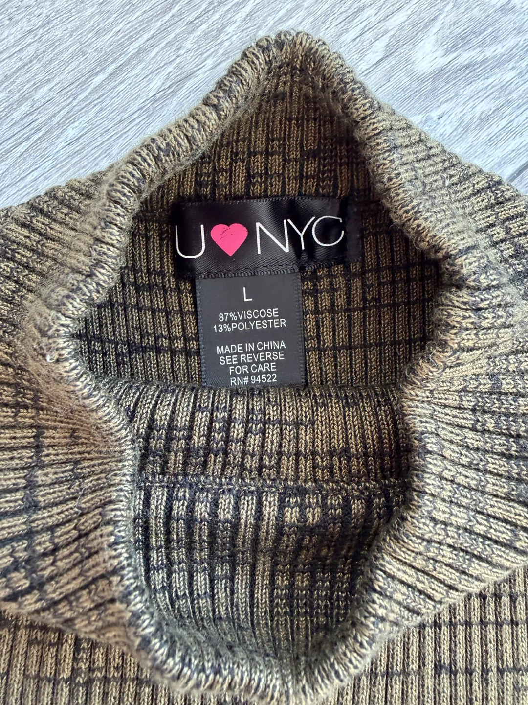 LU NYC BODYCON HIGH NECK KHAKI / BLACK RIBBED DRESS - photo 3