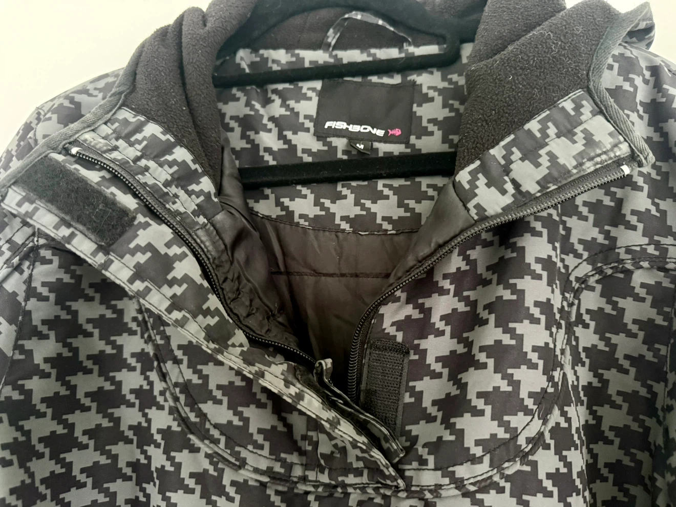 Fishbone Women’s Ski/Snowboard Jacket Size M - photo 2