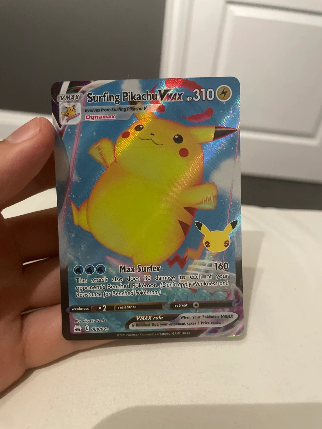 Surfing pikachu v max pokemon - photo 2