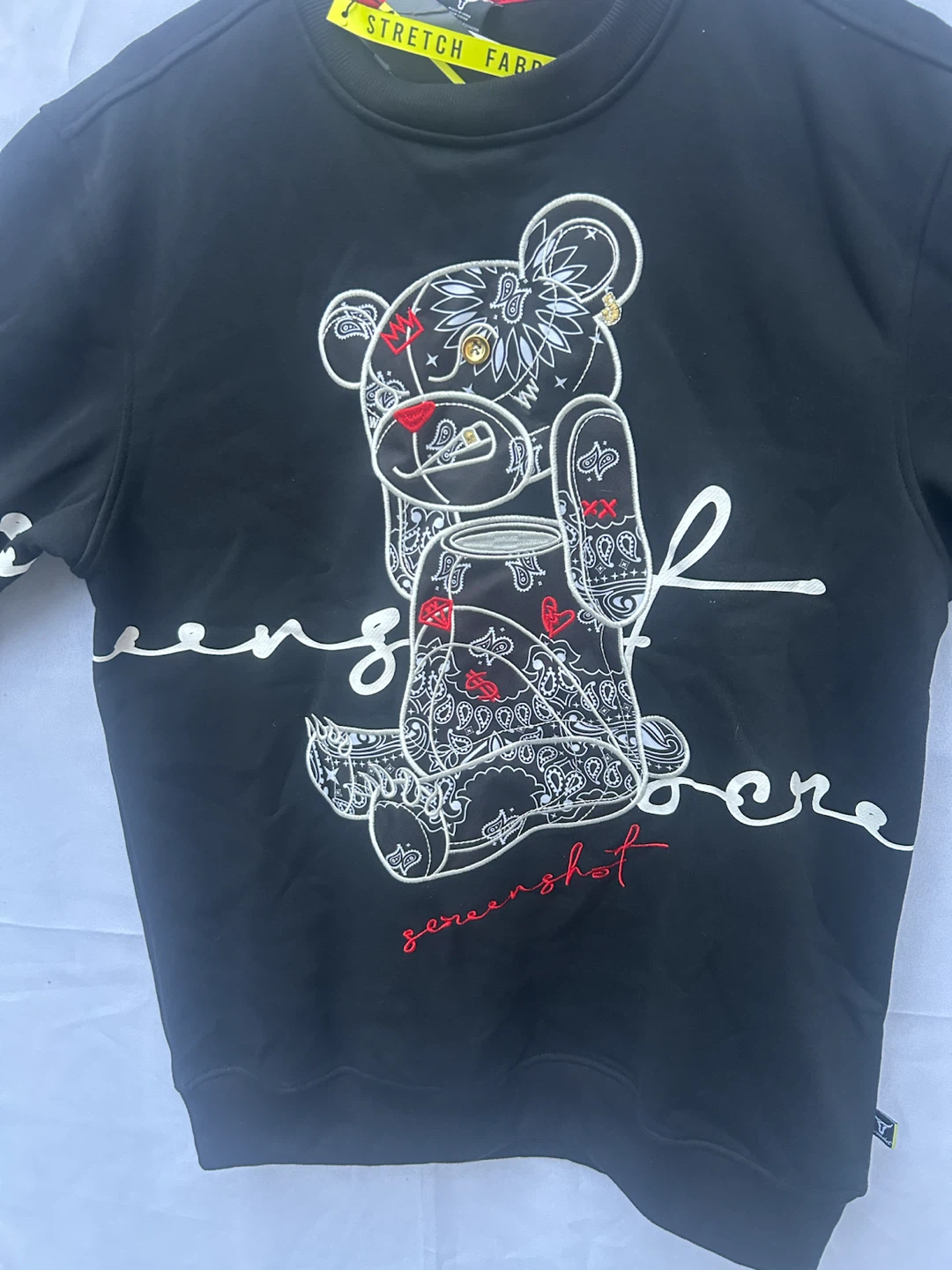 Screenshot Black Bear Graphic Sweatshirt Size Small - photo 2