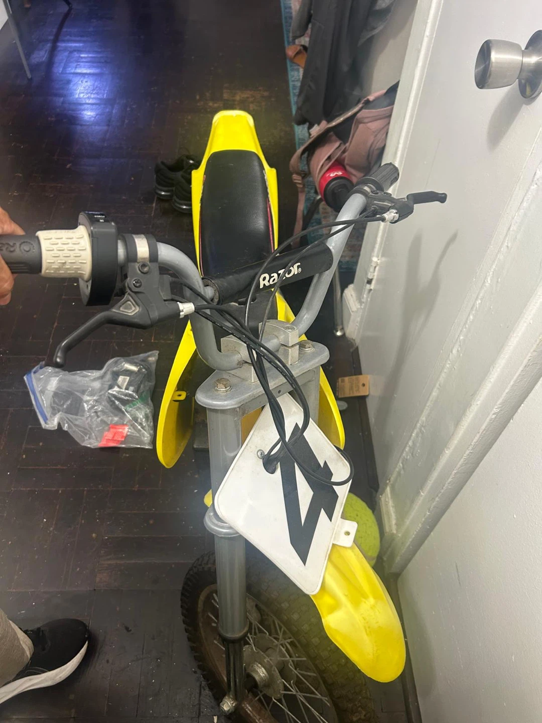 Razor Dirt Rocket Electric Motocross Bike - photo 2