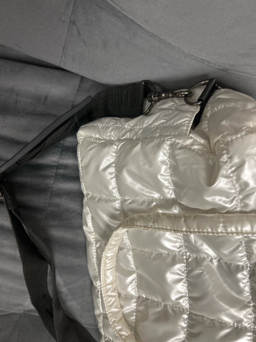 White Quilted Puffer Tote Bag - photo 4