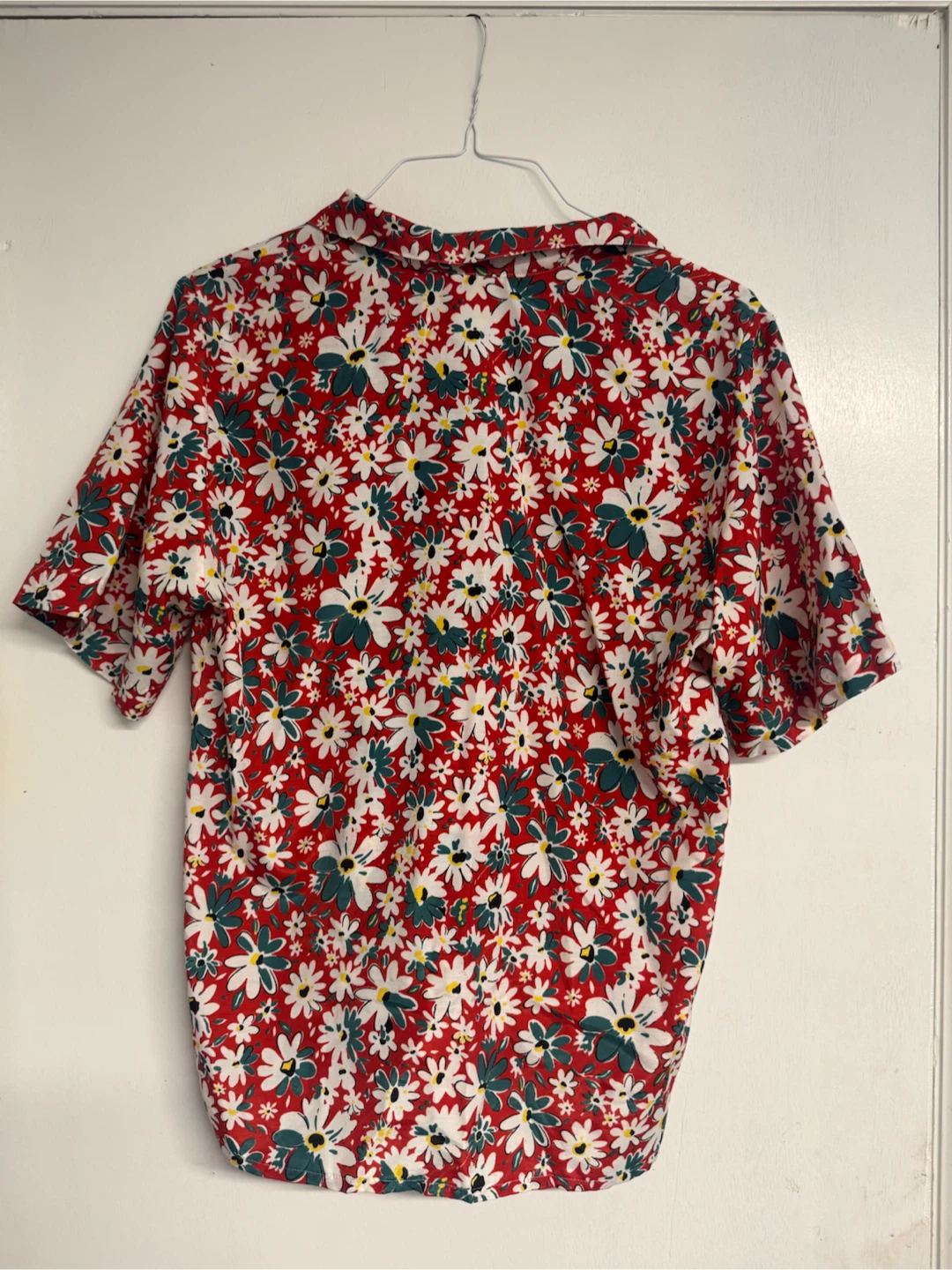 Mondi Red Floral Button-Up Shirt Size S - photo 4