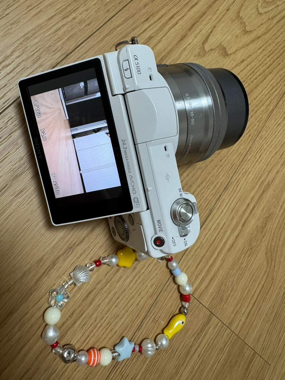 [Firm] Sony a5100 Mirrorless Camera White - photo 3