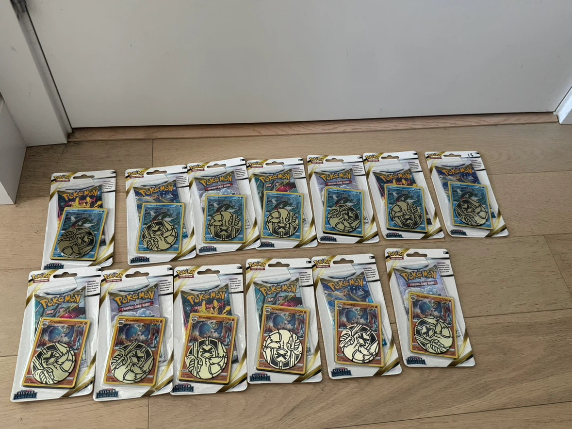 Silver Tempest Single Pack Blister Basculin and Cranidos