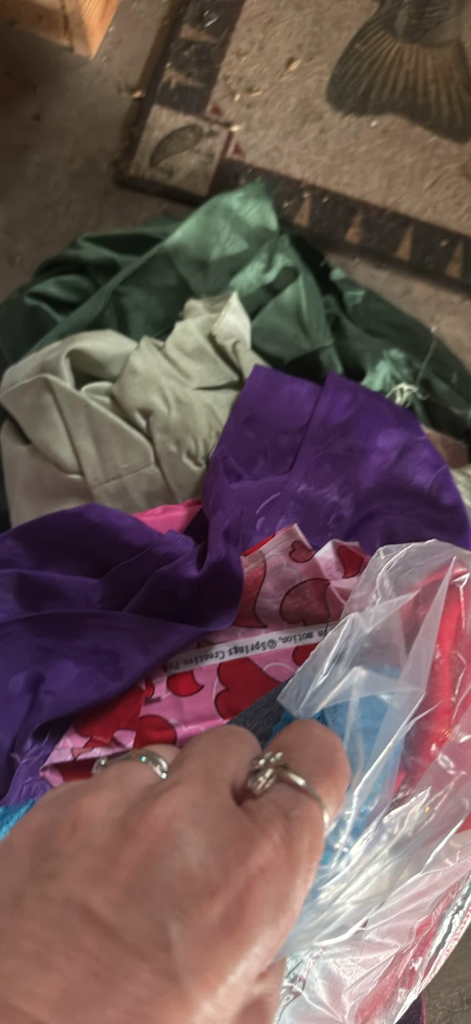 Assorted Fabric Scraps Bundle