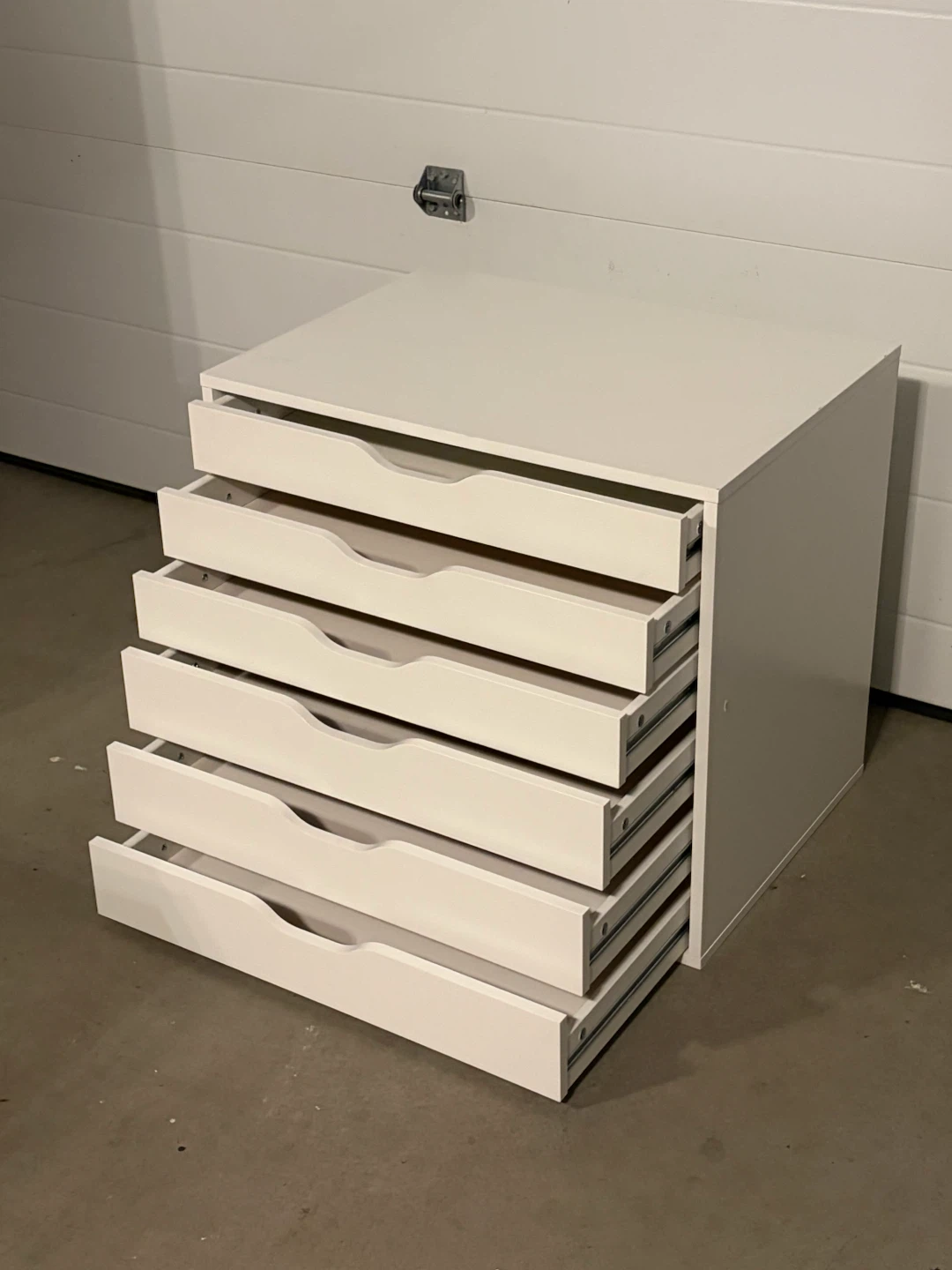 IKEA ALEX drawers unit - photo 2