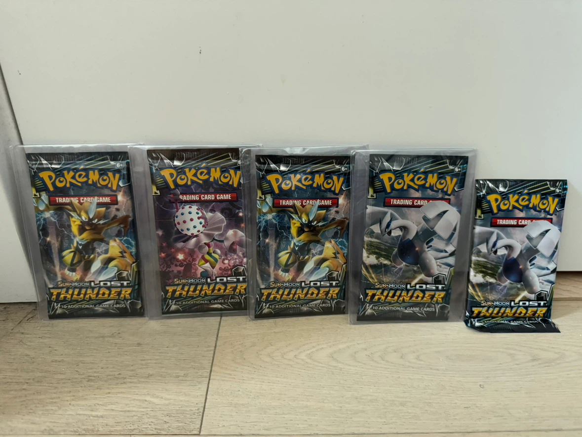 Lost Thunder Booster Pack