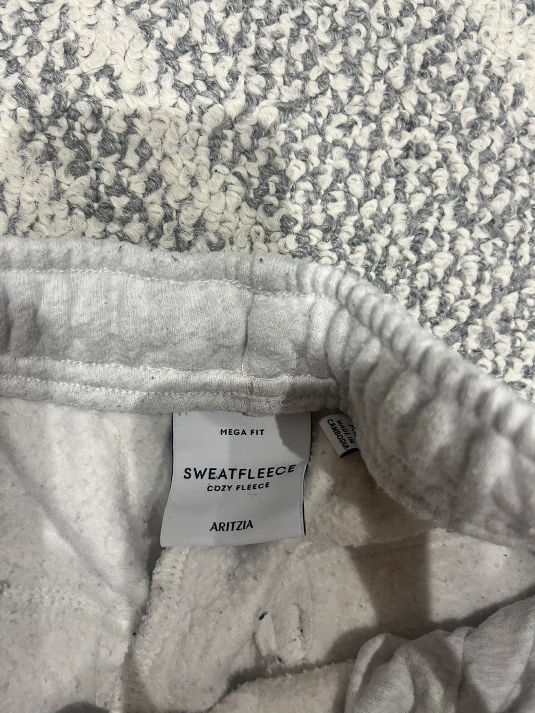 Aritzia Sweatfleece Mega Cargo Sweatpants