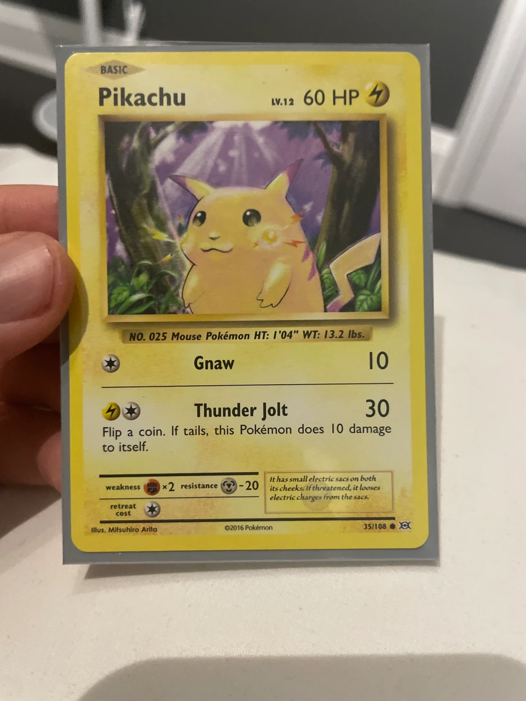 Pokémon Pikachu Base Set Trading Card 35/108