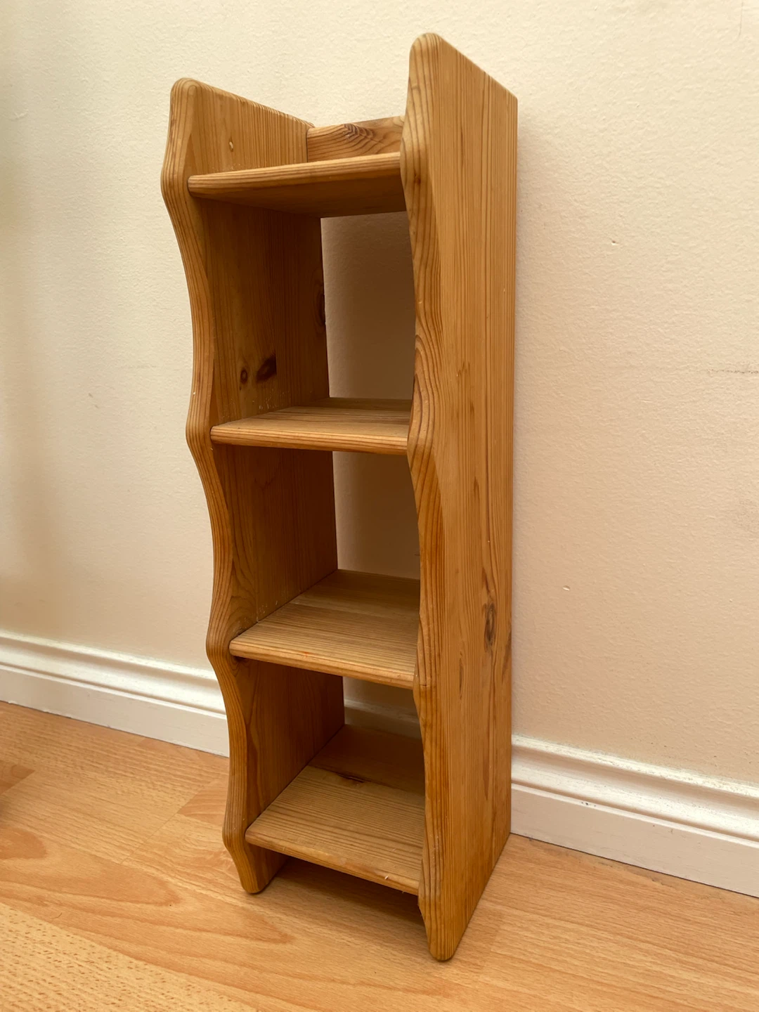 Small Wooden Shelf Unit - photo 2