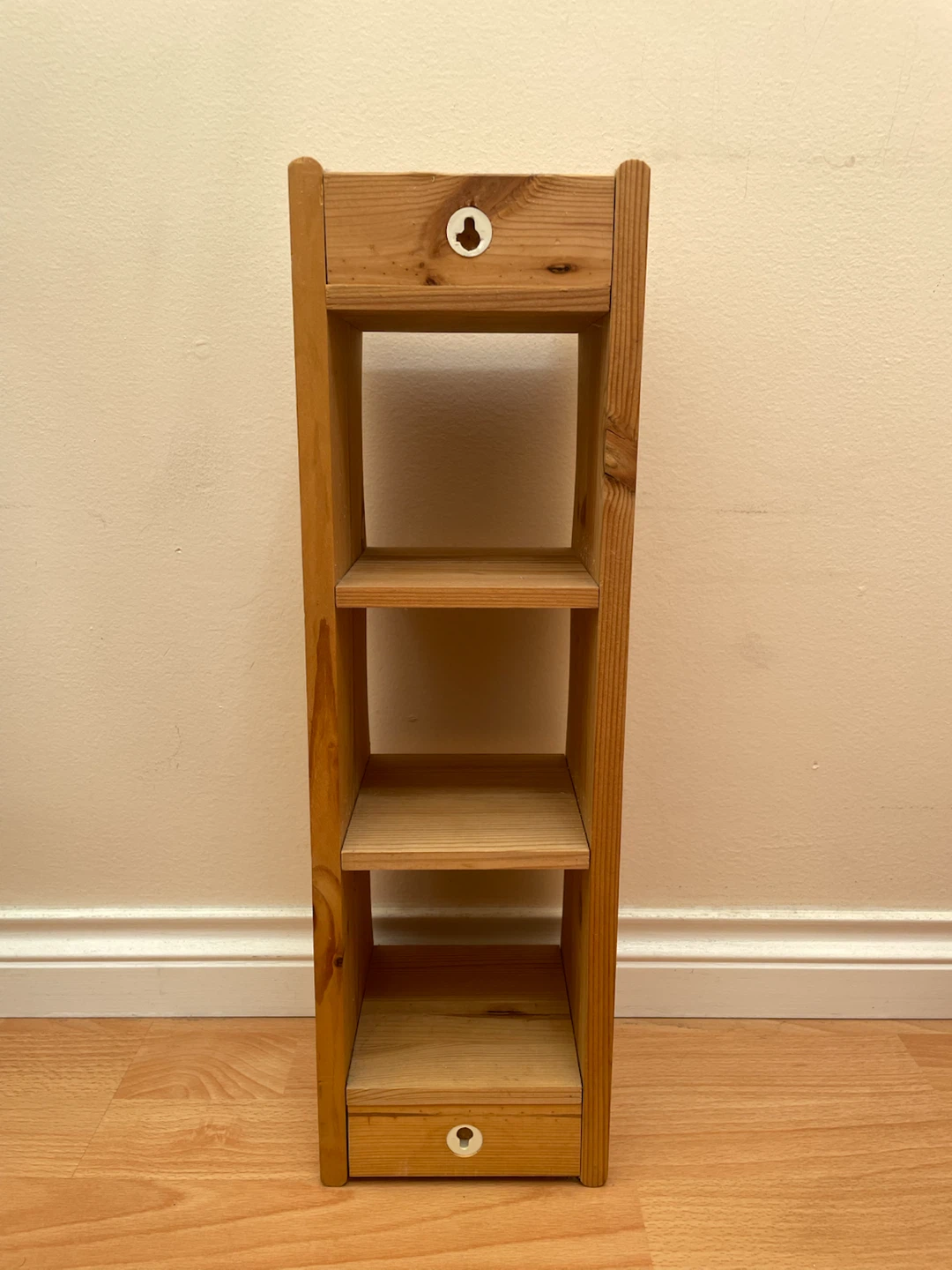 Small Wooden Shelf Unit - photo 3