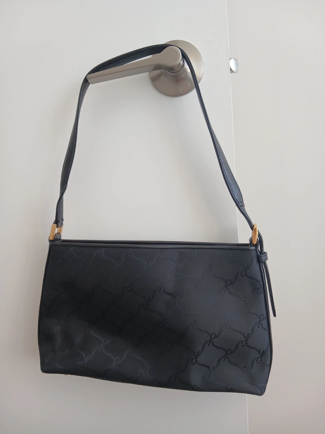 Roberta di Camerino Black Shoulder Bag