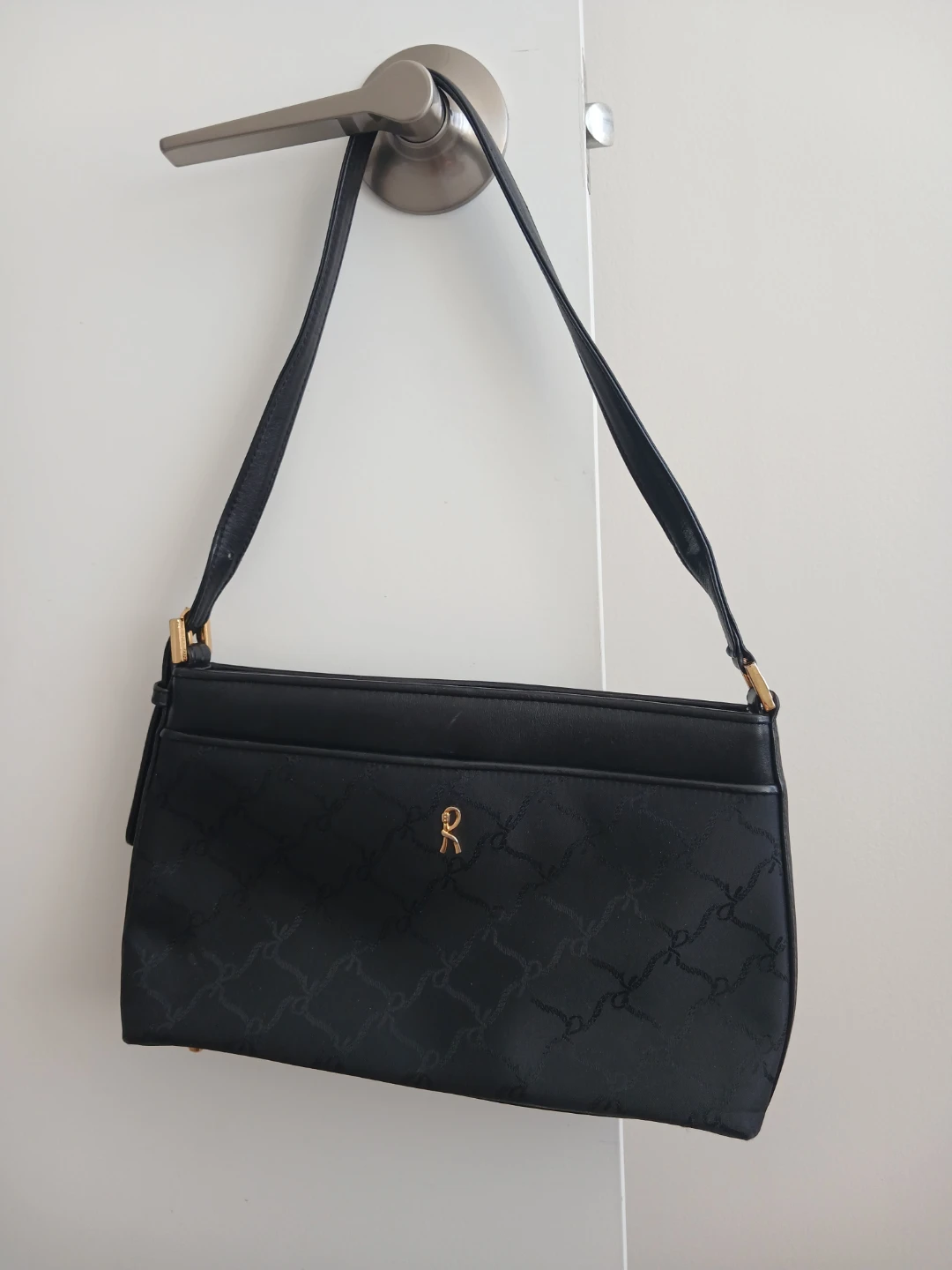 Roberta di Camerino Black Shoulder Bag - photo 4