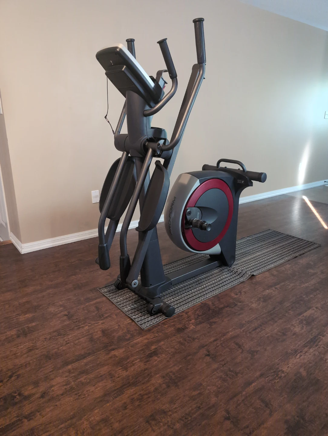 Pro-Form Elliptical Machine  10.0ZE model - photo 2
