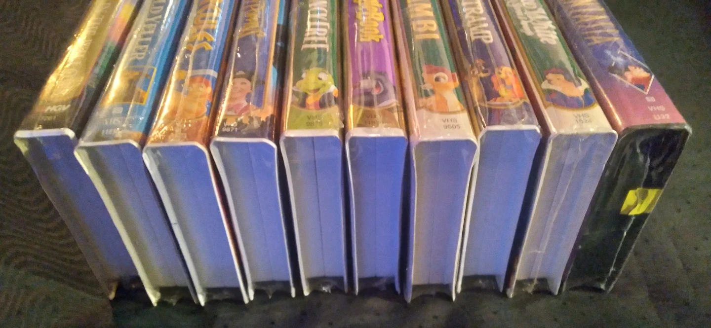 DISNEY VHS SEALED LOT - 10 VINTAGE CLAMSHELL VIDEOS - photo 3