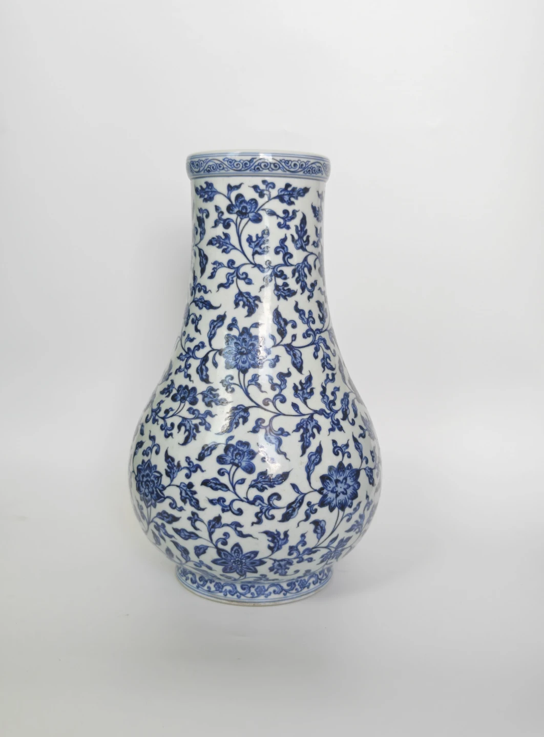 Antique Chinese Blue and White Porcelain Vase with Mark