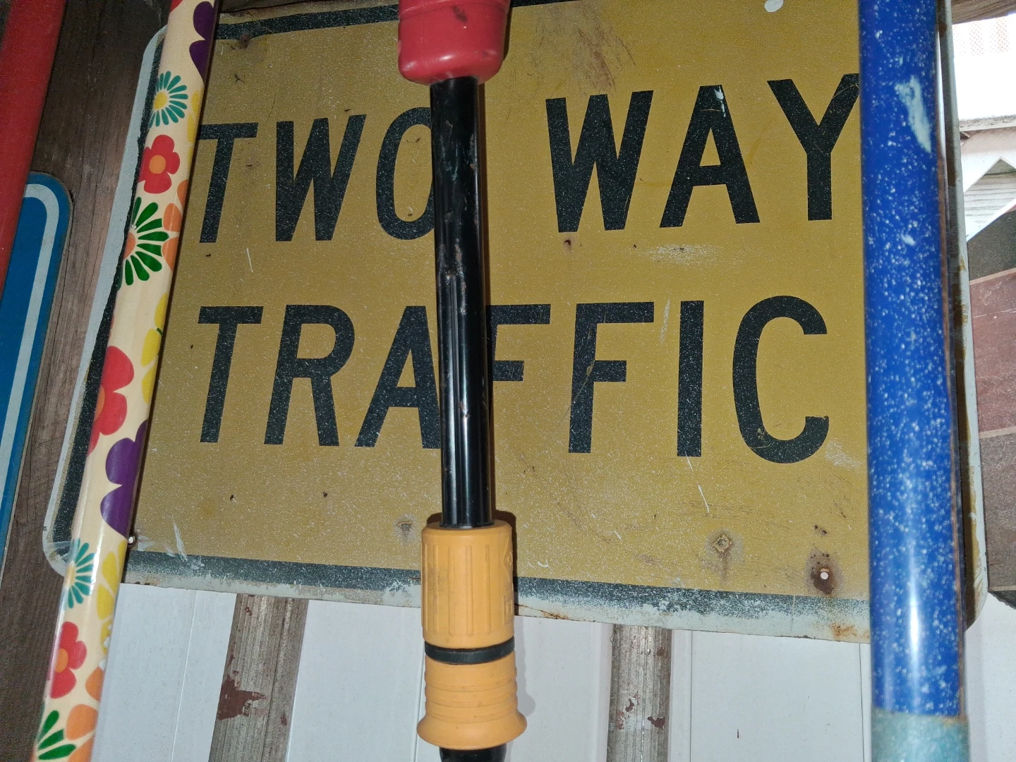 Two Way Traffic Sign