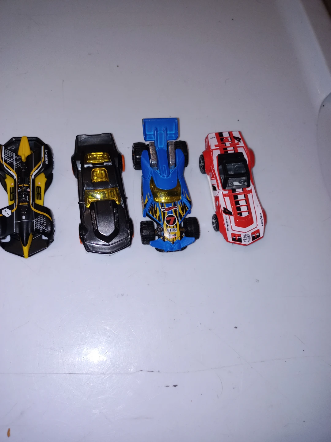 7 Hot Wheels & 2 Other Brands Die Cast Cars - photo 4