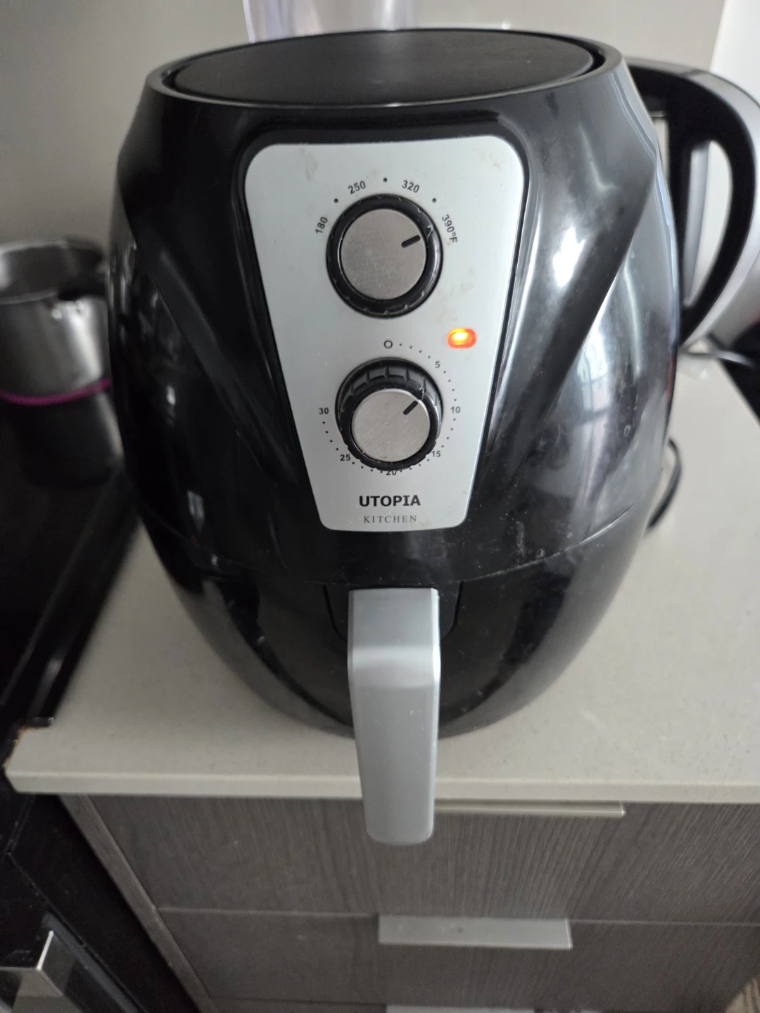 Utopia Kitchen Air Fryer - photo 3