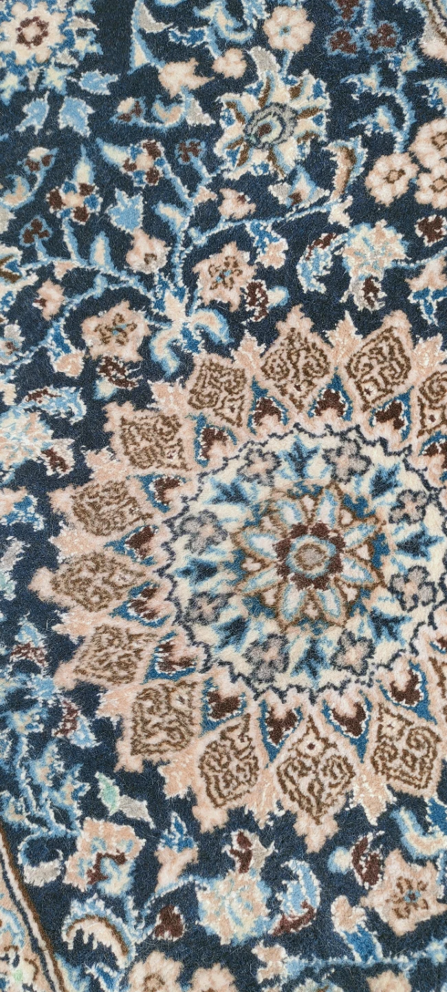 Traditional Persian Nain Runner Rug - photo 2