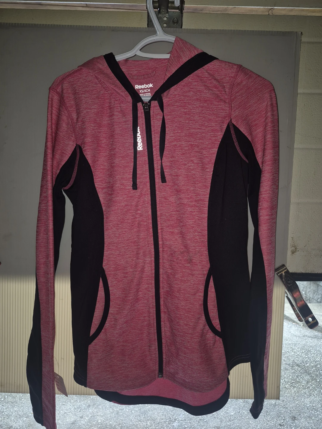Reebok Full Zip Hoodie XS/XCH Pink Black Athletic Jacket