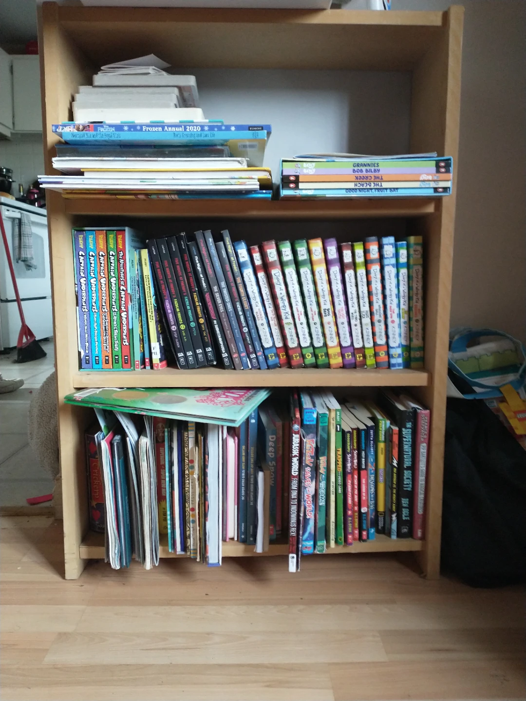 Mixed Children's Books Lot