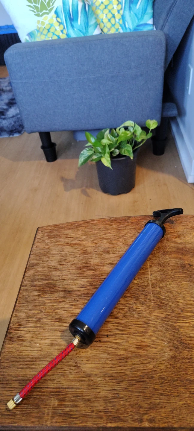 Blue Hand Pump with Hose - photo 2