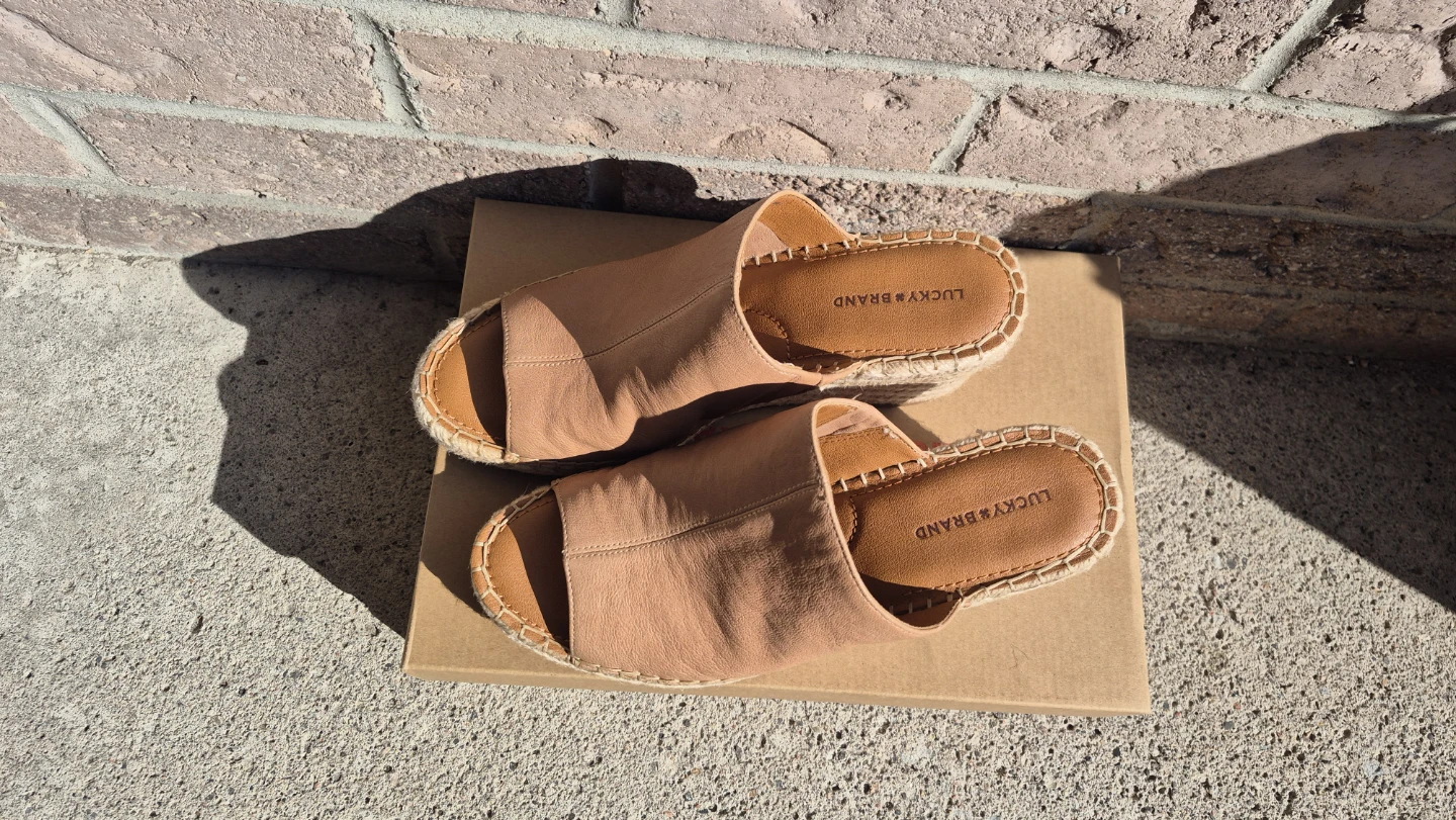 Brand New Leather Lucky Brand Espadrille Wedge Sandals - photo 3