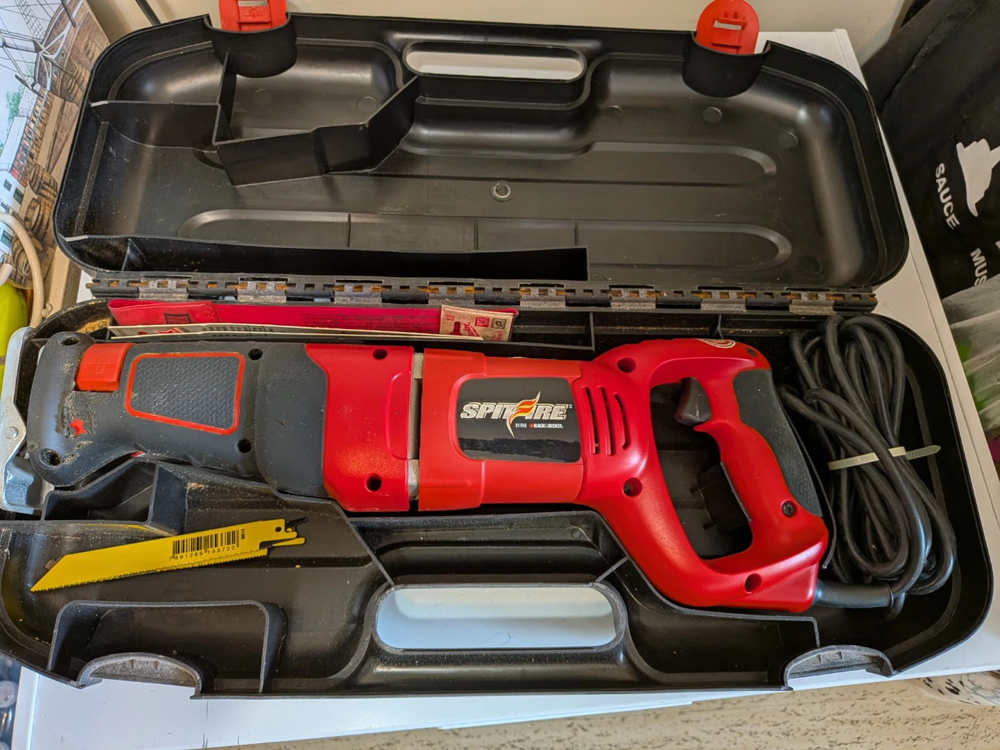 Black & Decker Reciprocating Saw with Case