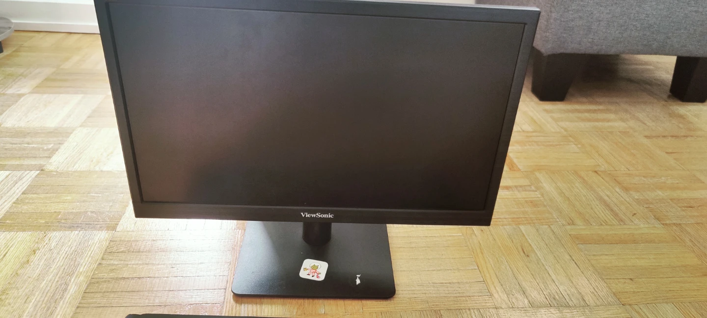 ViewSonic Monitor and Keyboard Bundle