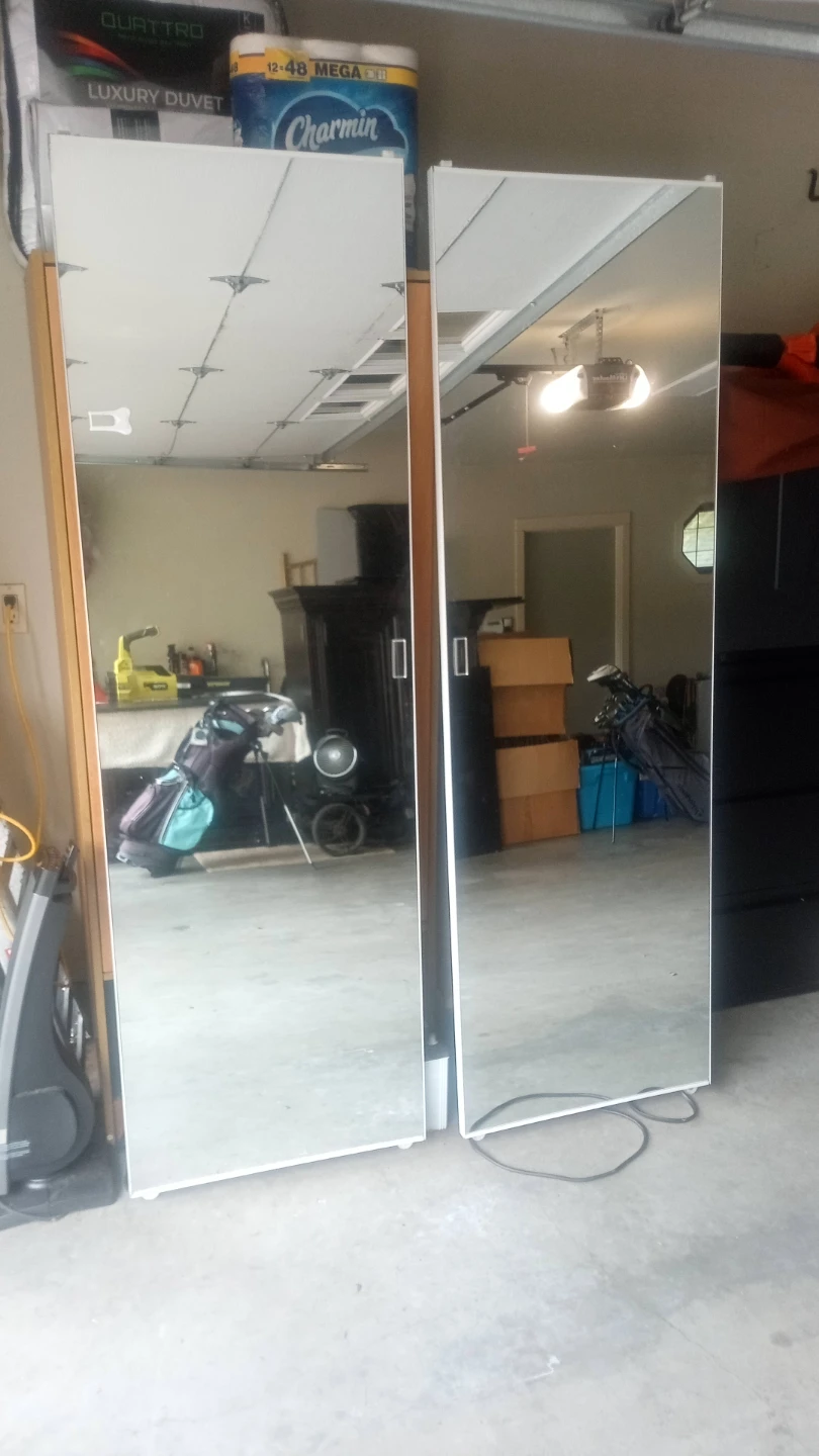 Closet mirror doors. (2)