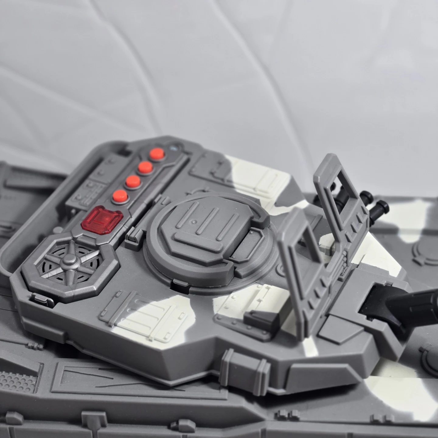 Special Force Camouflage Toy Tank - photo 2