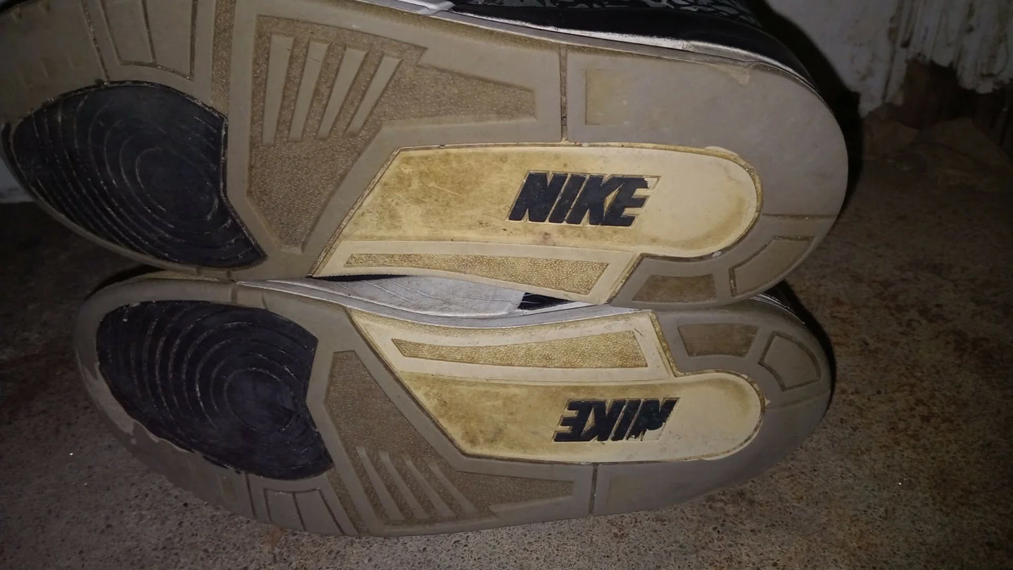 Nike Air Jordan Sneakers - photo 3