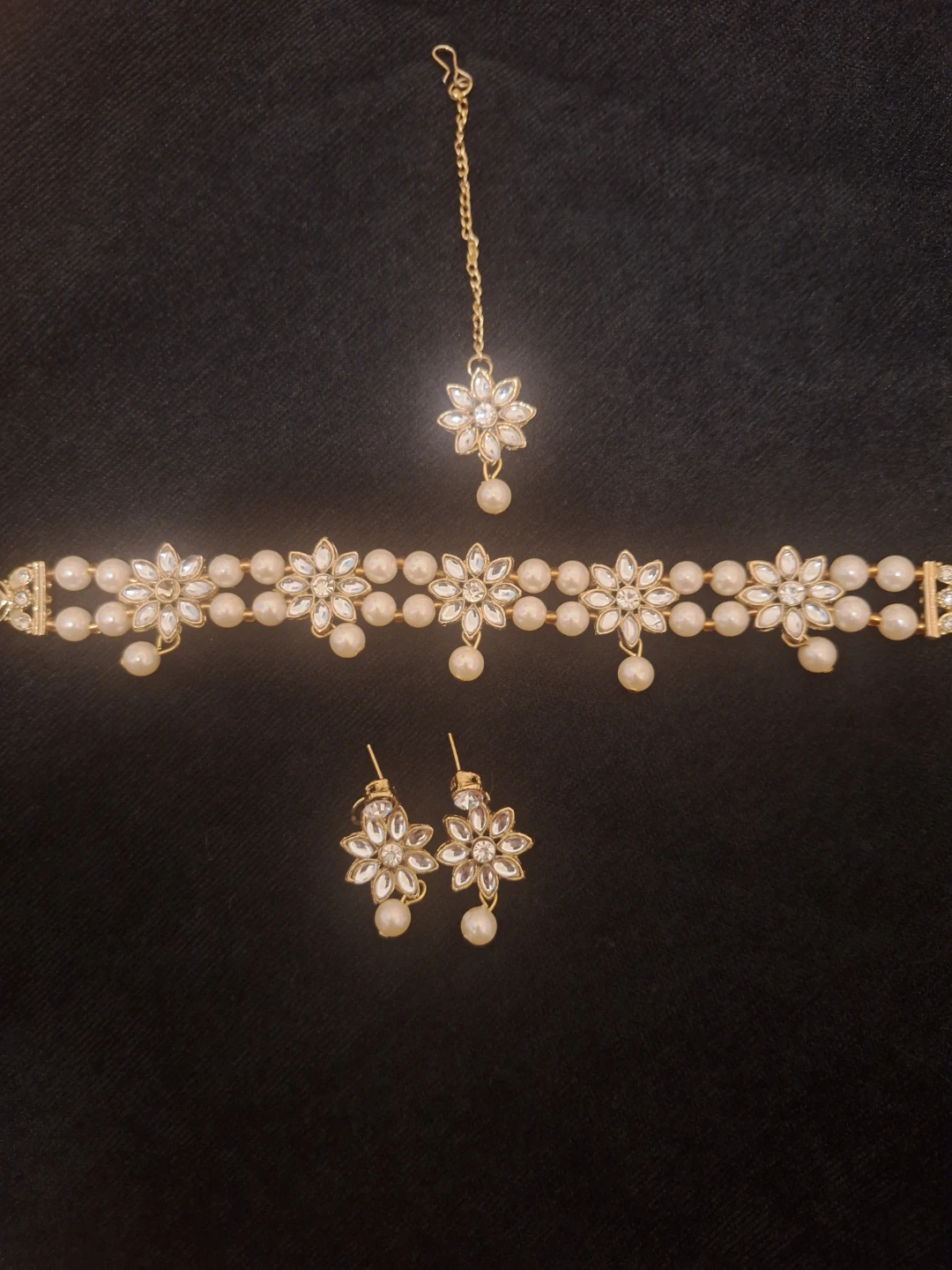 Pearl and Crystal Flower Jewellery Set