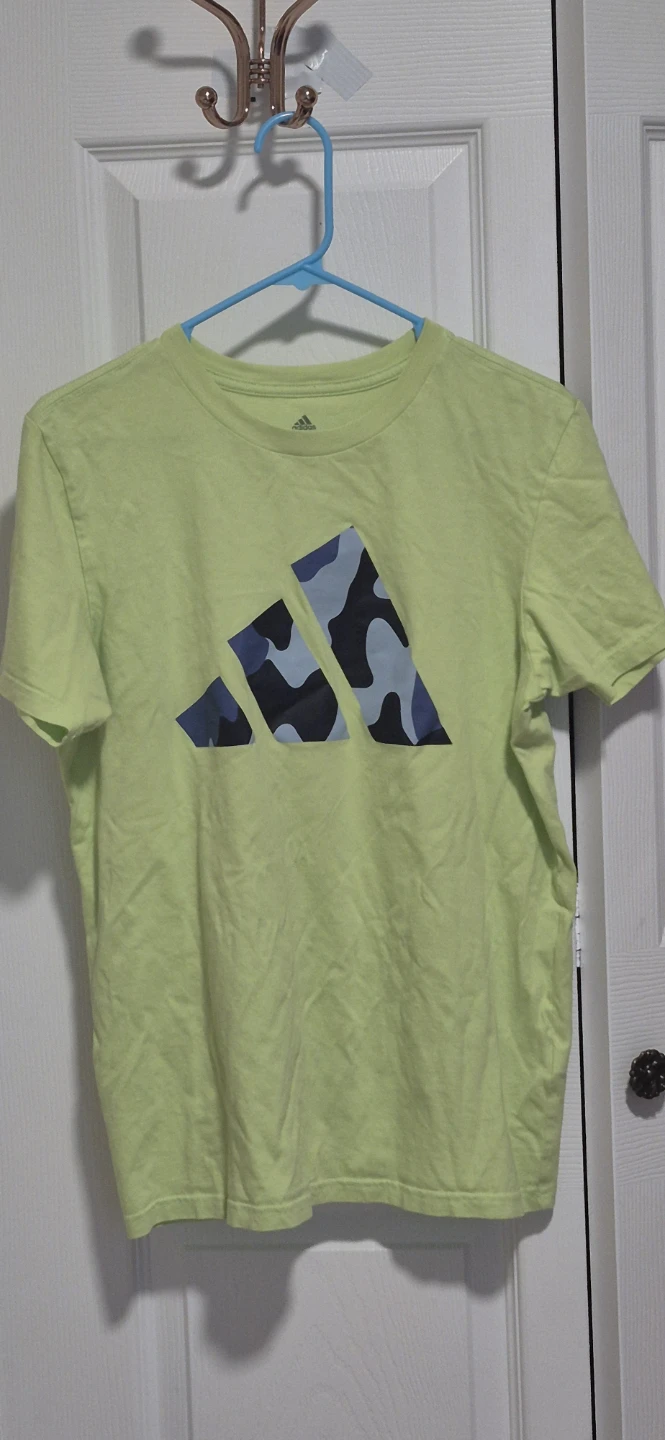 Adidas XL-youth T-Shirt
