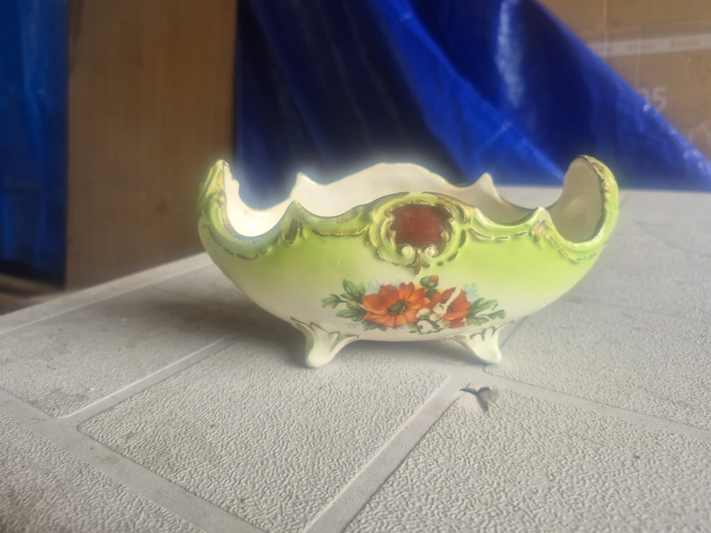 Footed green ceramic decorative bowl
