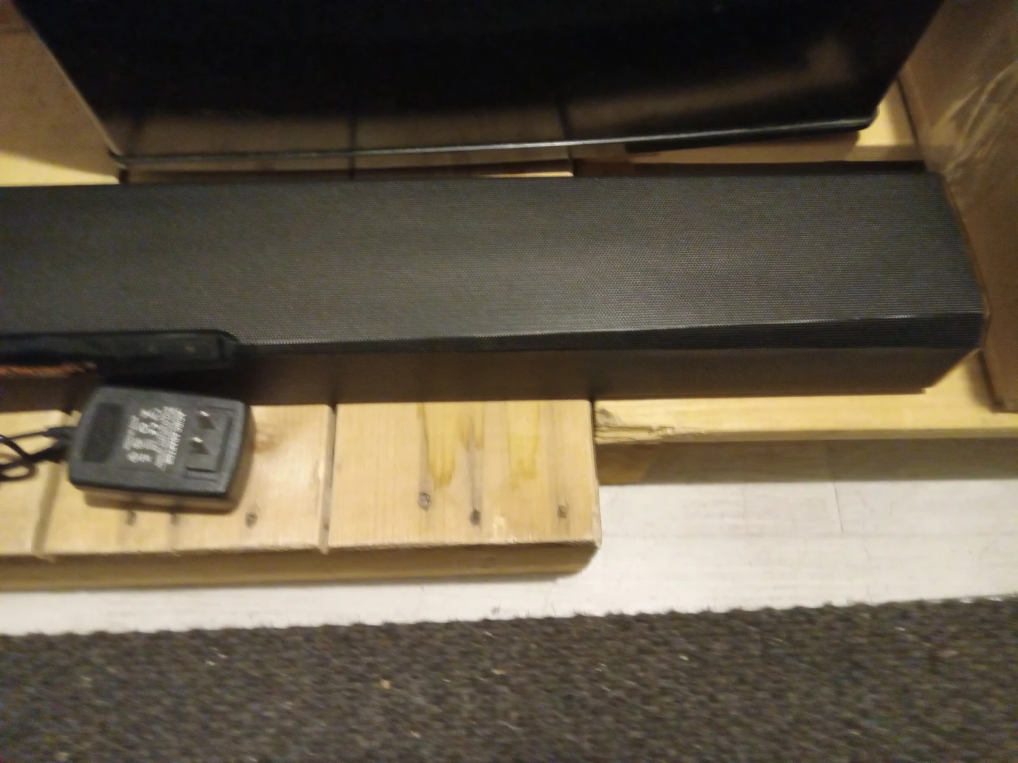 Klipsch RSB-3 Sound Bar with Integrated Subwoofer - photo 4