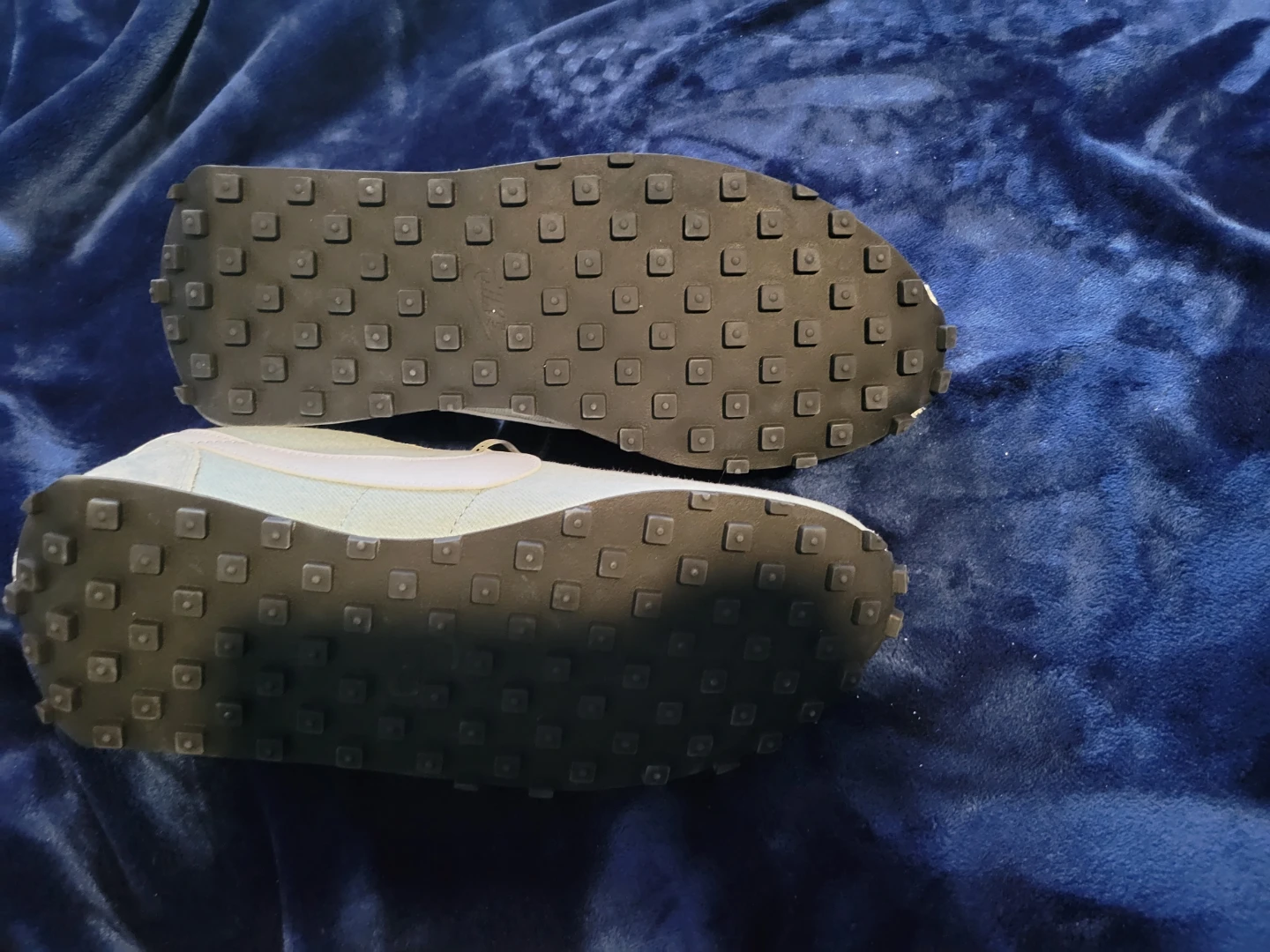 NEW NIKE CORTEZ. DEMIN AND SUEDE HEEL AND TOE. 11.5 - photo 3