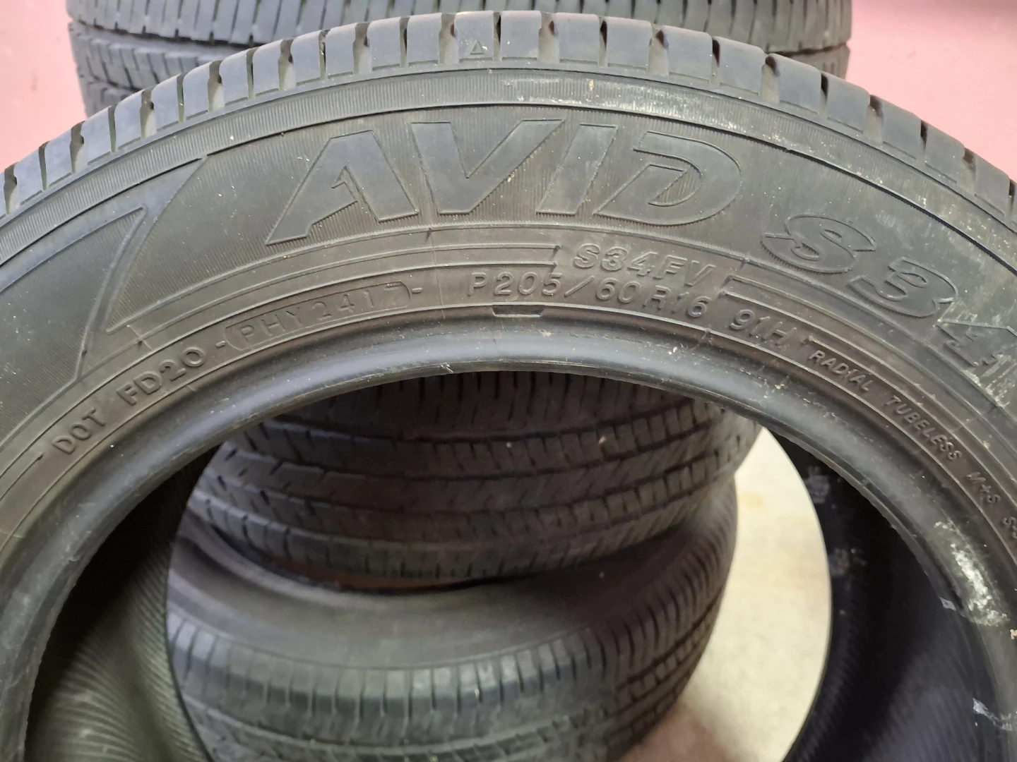 Yokohama AVID S34F 205/60R16 Tires (Set of 4) - photo 3