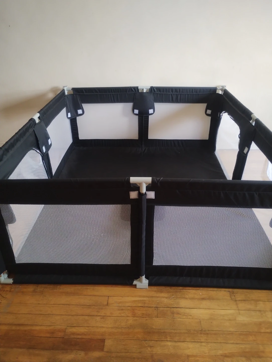Large Baby Playpen– Excellent Condition