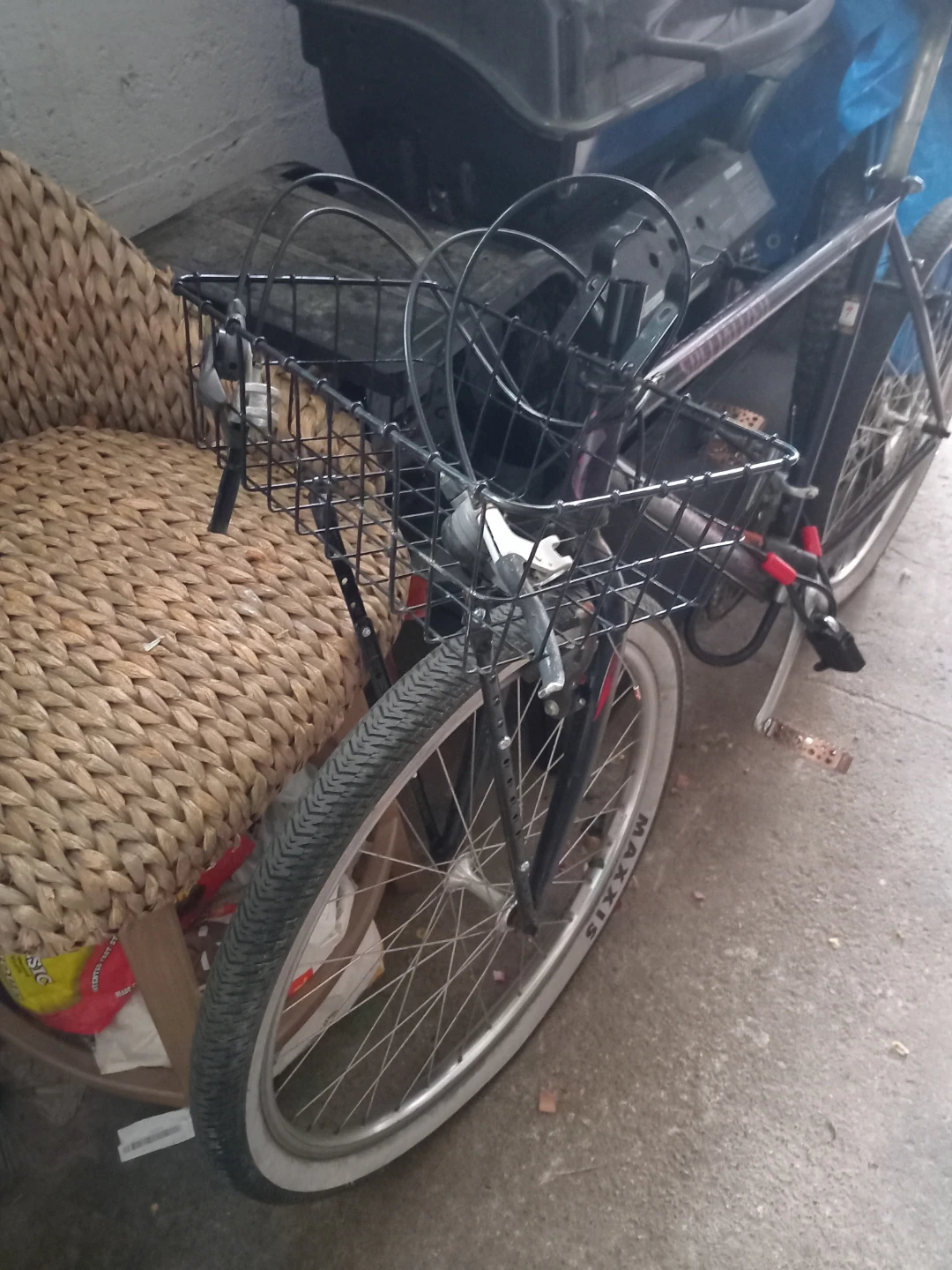 Specialized Rockhopper Mountain Bike