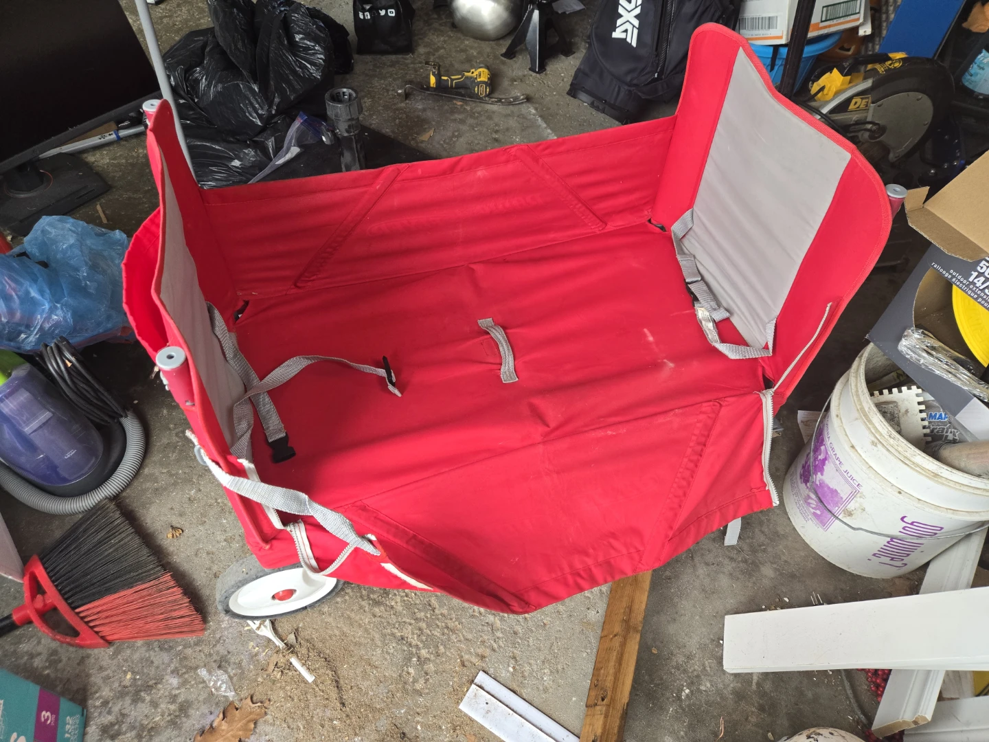 Radio Flyer Red Wagon - photo 3