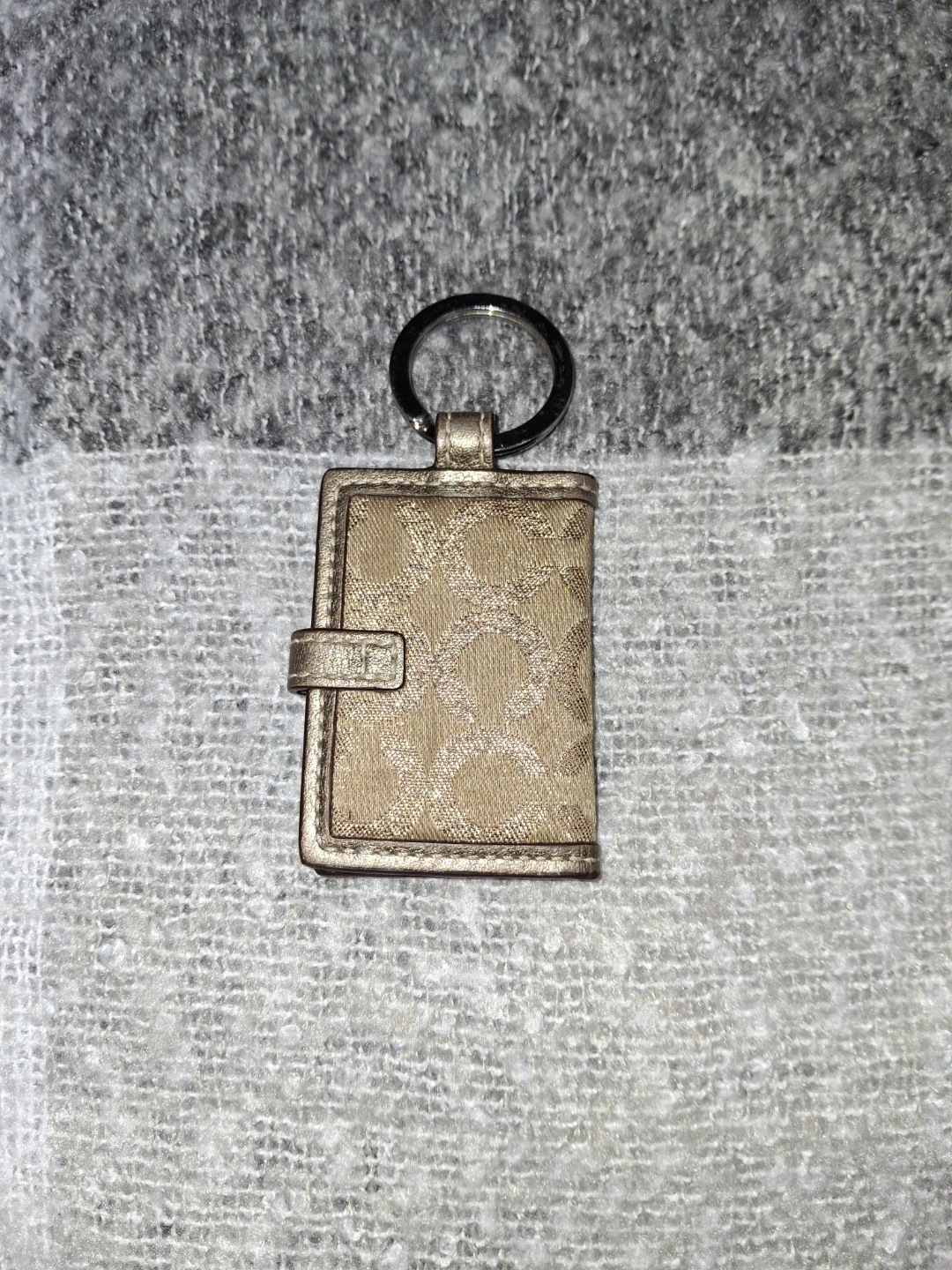 Coach Keychain Photo Holder - Y2K - photo 2